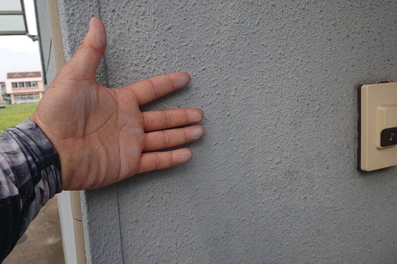 住宅塗装 | チョーキング 外壁塗膜劣化のサイン